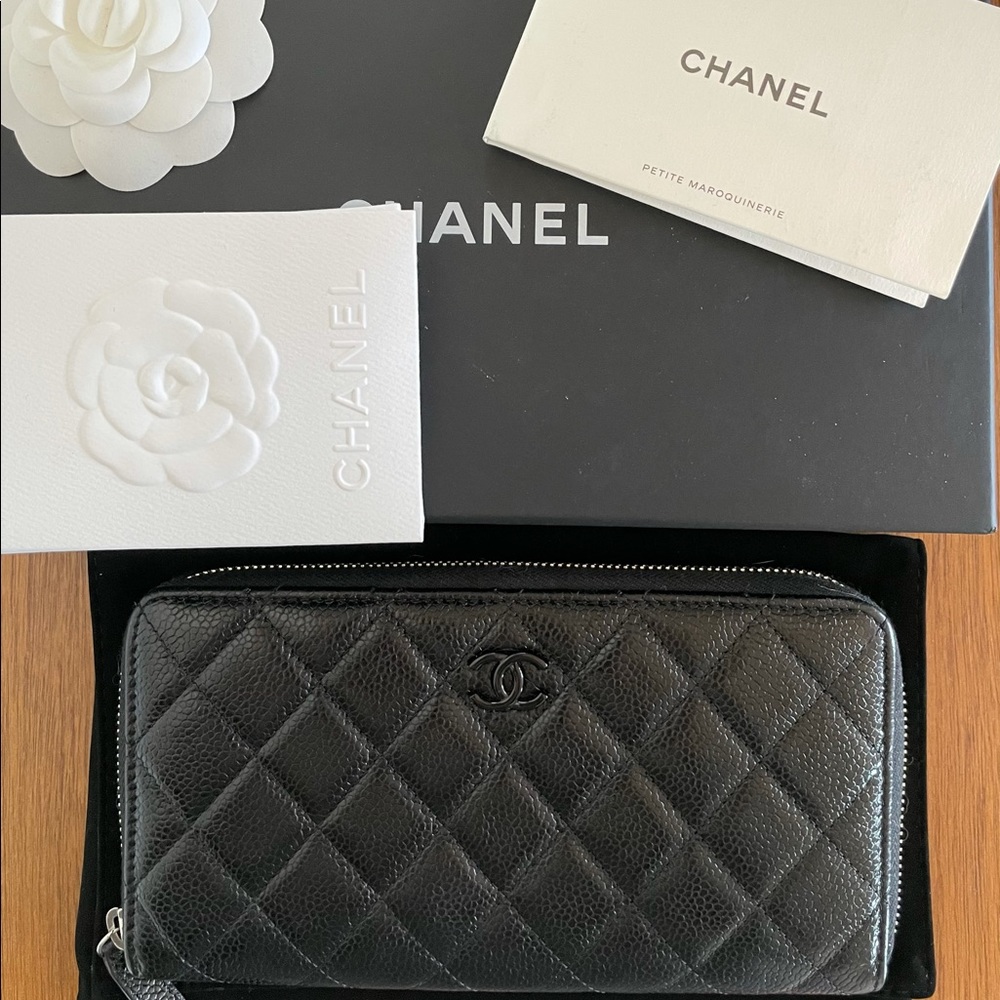 Chanel So Black Zip Around Wallet caviar